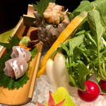 97646777 - 島魚（にし貝、すずき、あかばね、真鯛）と畑野菜の盛り鉢