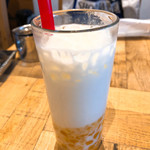 ジェイカフェ - タピオカマンゴーミルク（700円＋税）
