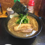 麺屋 頂 中川會 - 濃厚魚介鶏らーめん800円