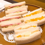 はまの屋パーラー 日比谷店 - 