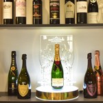 飛牛焼肉こうりん - ドリンク写真:各種シャンパン、日本酒、ワインを豊富に取り揃えております。