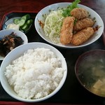 みやこ食堂 - クリームかにコロッケ定食 700円
