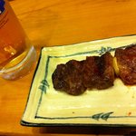 焼とり弁慶 - 牛サガリと生ビール（中）