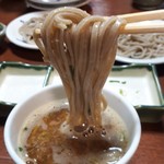 五萬石 - 三立てのお蕎麦はコシが強く風味豊かで大変美味しいです。今回は新蕎麦粉の時期にあたりました。