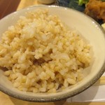 峠の玄氣屋　グングンカフェ - セットのご飯は身体に優しい玄米御飯です。