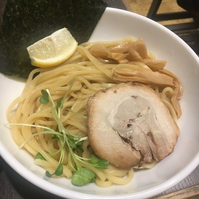 ゴル麺 野毛店>