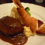 ハンバーグとエビフライ（ランチ）