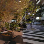 ビストロ ア ラ ドゥマンド - 迷惑な芝浦２丁目町会の灰皿が喫煙所となり店内にけむりが・・