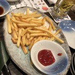 まぐろ海鮮居酒屋 さかなや道場 - ポテトフライ