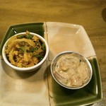 切り札 - 魚介いろいろ海鮮蟹味噌和え(右)と河豚あん肝和え。前者はマヨネーズの味がしたような。