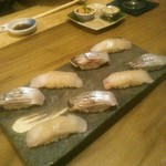 切り札 - 握り第２弾はハタと鰊(にしん)。後者には竹炭の塩の載せて。