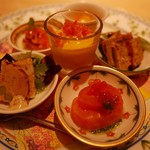 ストラスヴァリウス - 前菜の数々。