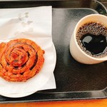 Sutabakku Su Kohi - トールドリップコーヒー／デニッシュ ラズベリー＆チョコレート