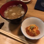 切り札 - お椀とチラシ（ウニ、いくら）