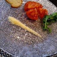 鉄板焼 匠 - フランベ後ガーリックで炒め、レモン風味のお塩と