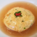 餡が素晴らしくおいしい天津飯