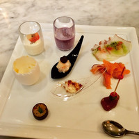 ブッフェアンドカフェ スロープサイドダイナー ザクロ - 