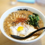 らーめん 雅楽 - 牡蠣とぶなしめじの味噌ラーメン