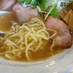 らーめん専門 和海 - レアチャーシュー麺の麺