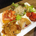 KOREAN DINING 7Mac - ランチのおかず食べ放題