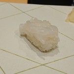 鮨 竜介 - 白いか