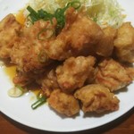 魯園菜館 - 若鶏の唐揚げ特製ソースかけ