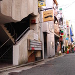 博多もつ鍋と焼きもの　一 - 店外風景