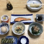 民宿若松 - 料理写真:540円でこのクオリティは嬉しい ご飯味噌汁お代わりできる。