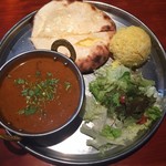 タンドールバル カマルプール - チーズクルチャ シーフードカレー 辛口