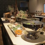 ダイワロイネットホテル - サラダ・パン各種