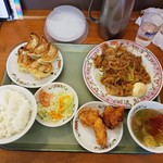 餃子の王将 - 豚肉しょうが焼セット  1,080円(税込)