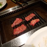 焼肉 ジャンボ - 