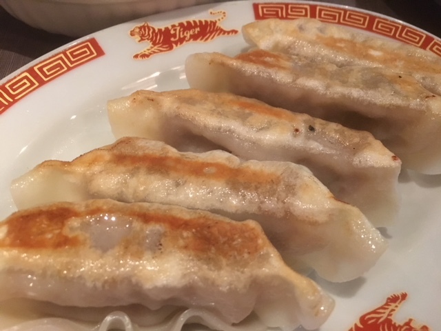 タイガー餃子会舘 宇田川町店>