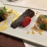 Ristorante SUOLO - 白チョコレのムース、ガトーショコラ、プラリネのアイス