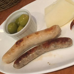 マルシェ・ディ・ジュール - チョリソーとチーズ達