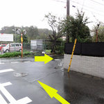 イモコダイニング - 突き当りを右。