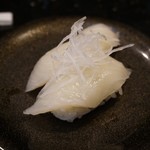 琉球回転寿司 海來 - カンパチ