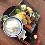 Iseno - 幕の内定食