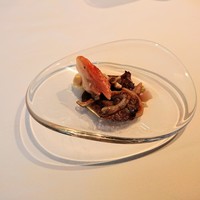 ウシマル - 赤貝と天然茸