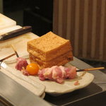 鳥しき - 焼く前の厚揚げ・ちょうちん・かしわ