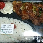 花まる弁当 - 油淋鶏弁当 626円