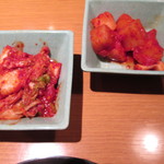 Yakiniku Kingu - 白菜と大根のキムチ
