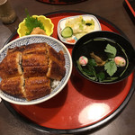 炭焼うな富士 - 上うなぎ丼  4700円(税込)