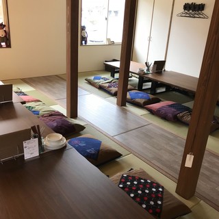 ＜カウンター・テーブル・座敷＞人数・用途に合わせたお好みの過ごし方を＊