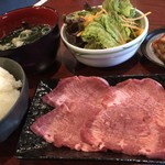 焼肉 炎楽 - 