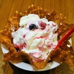 コールド・ストーン・クリーマリー - ベリーベリーベリーグッド