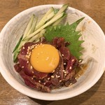 焼肉 鋤焼 武善 - 馬肉炙りユッケ