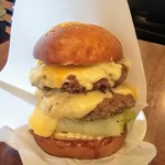 ダブルチーズバーガー