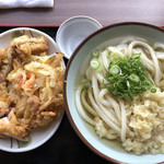 うどん村 - かけ中、ゲソ天、ミックスかき揚げ