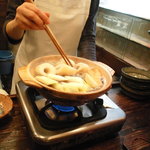 Akitaryouri Gojoume - きりたんぽ鍋を作ってもらう